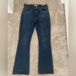 Levi straight legged jeans